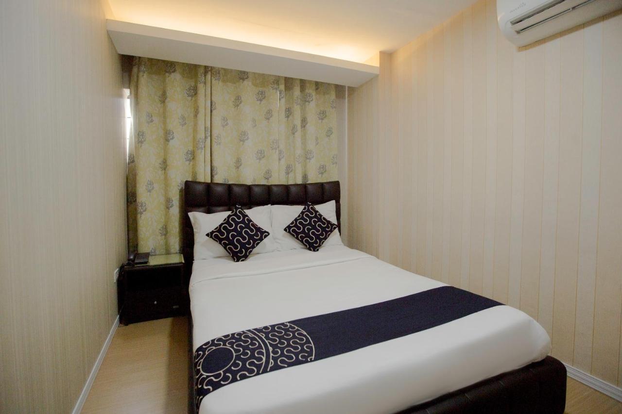Newgrange Condotel Quezon City Εξωτερικό φωτογραφία
