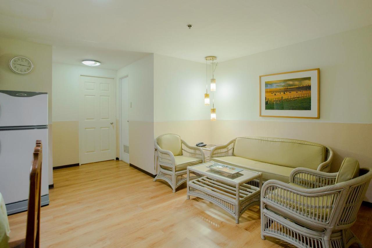 Newgrange Condotel Quezon City Εξωτερικό φωτογραφία