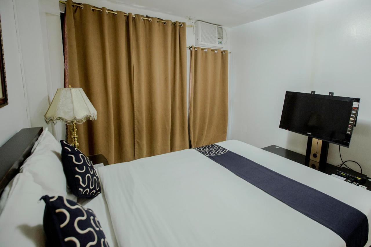 Newgrange Condotel Quezon City Εξωτερικό φωτογραφία