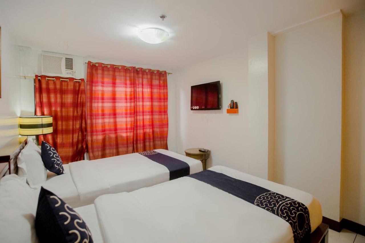 Newgrange Condotel Quezon City Εξωτερικό φωτογραφία
