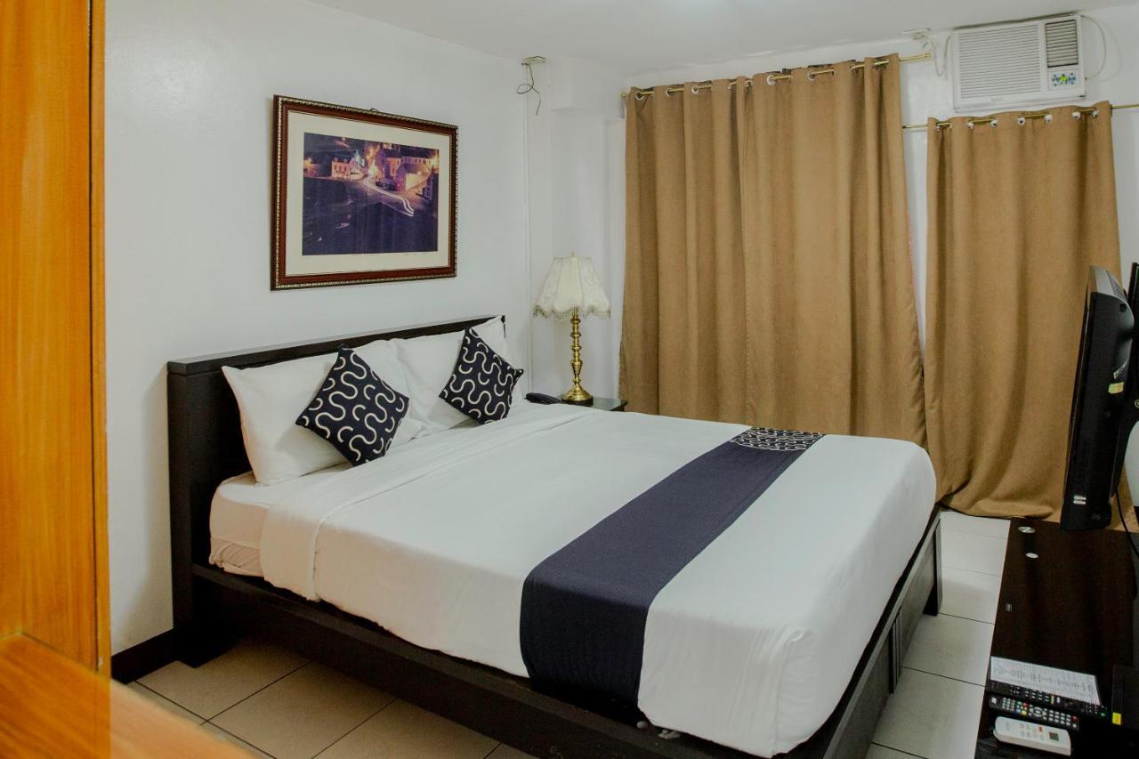 Newgrange Condotel Quezon City Εξωτερικό φωτογραφία