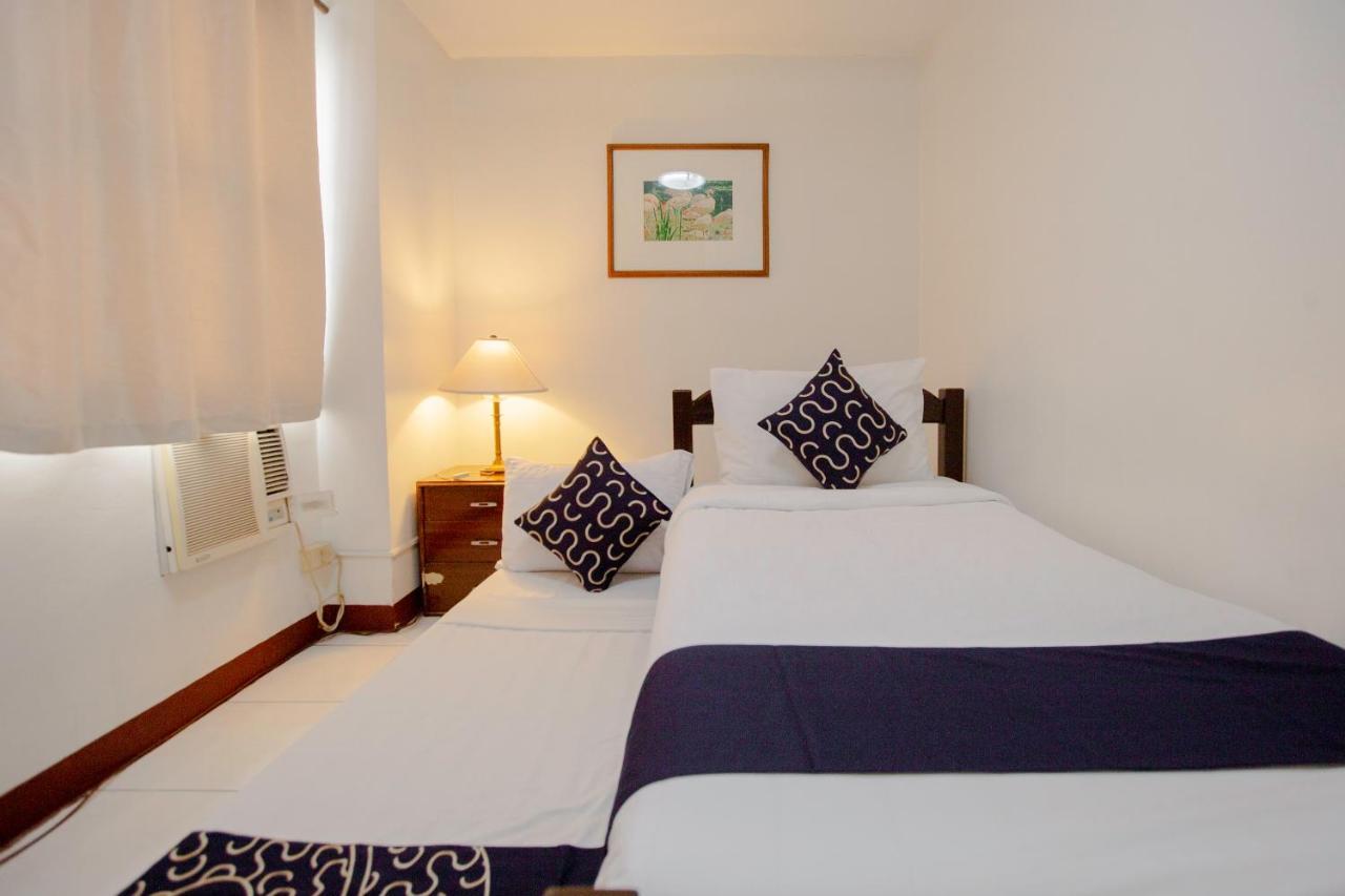 Newgrange Condotel Quezon City Εξωτερικό φωτογραφία