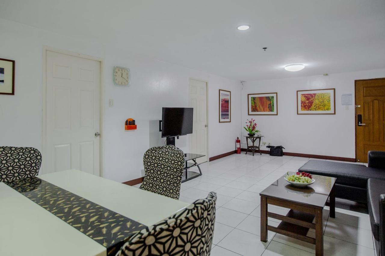Newgrange Condotel Quezon City Εξωτερικό φωτογραφία