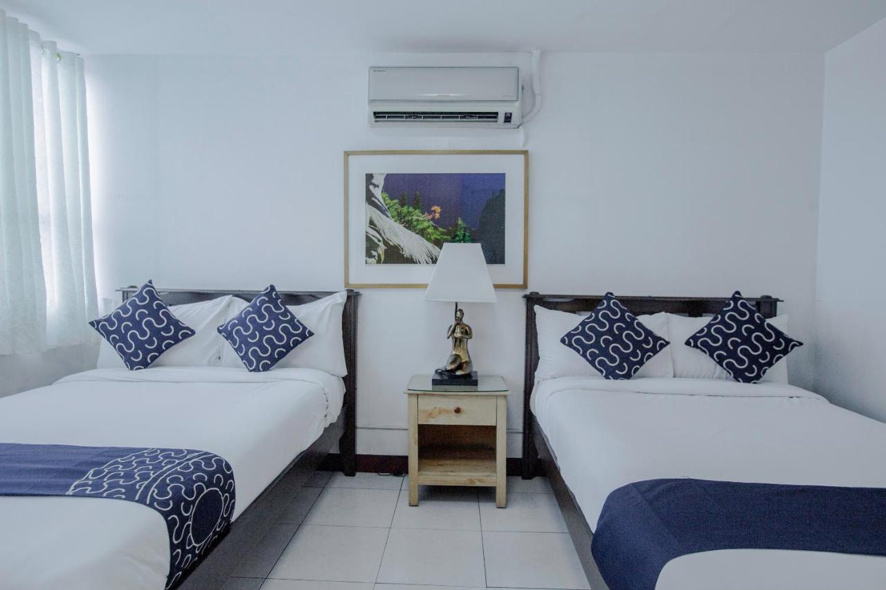 Newgrange Condotel Quezon City Εξωτερικό φωτογραφία