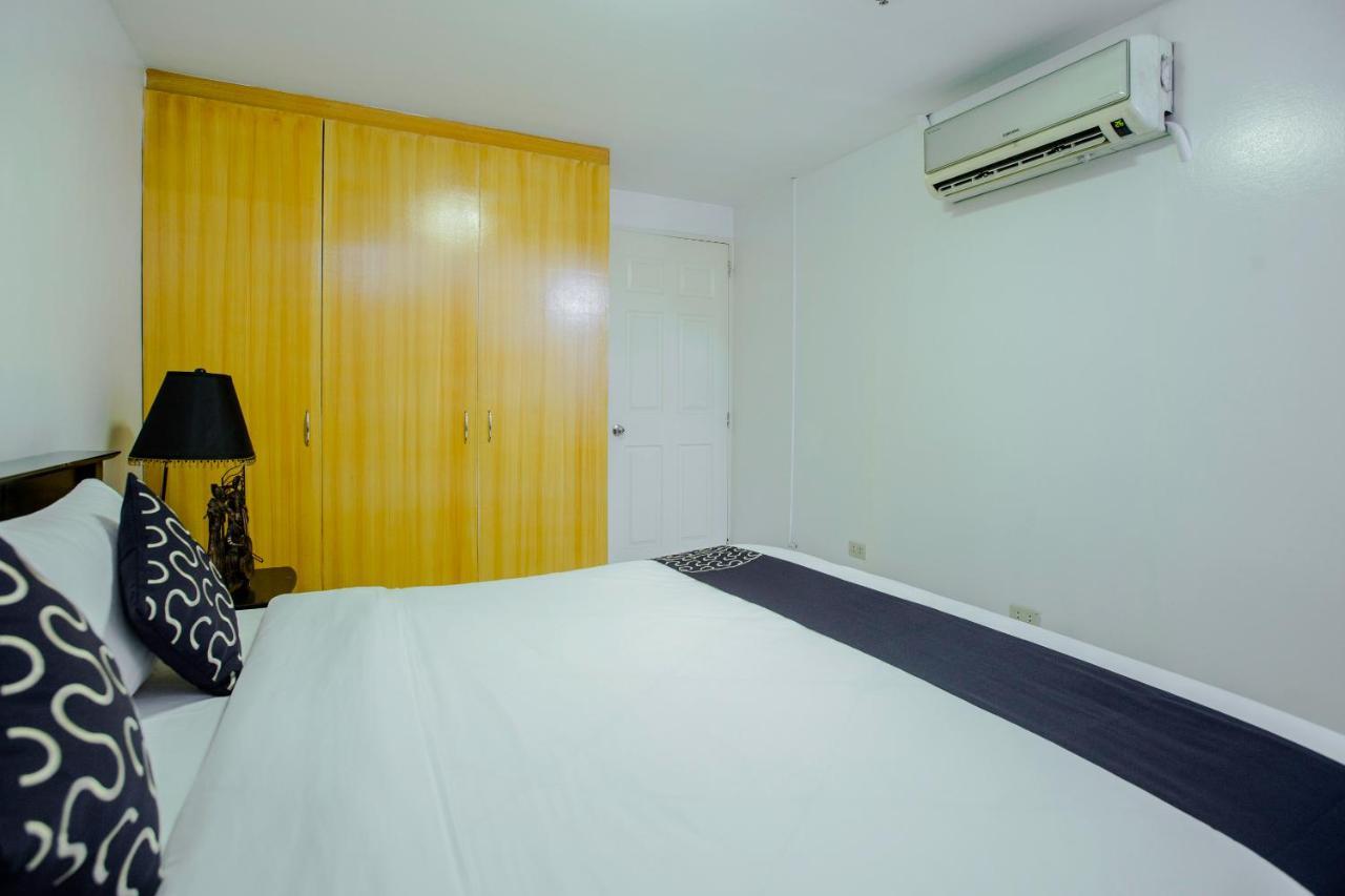 Newgrange Condotel Quezon City Εξωτερικό φωτογραφία