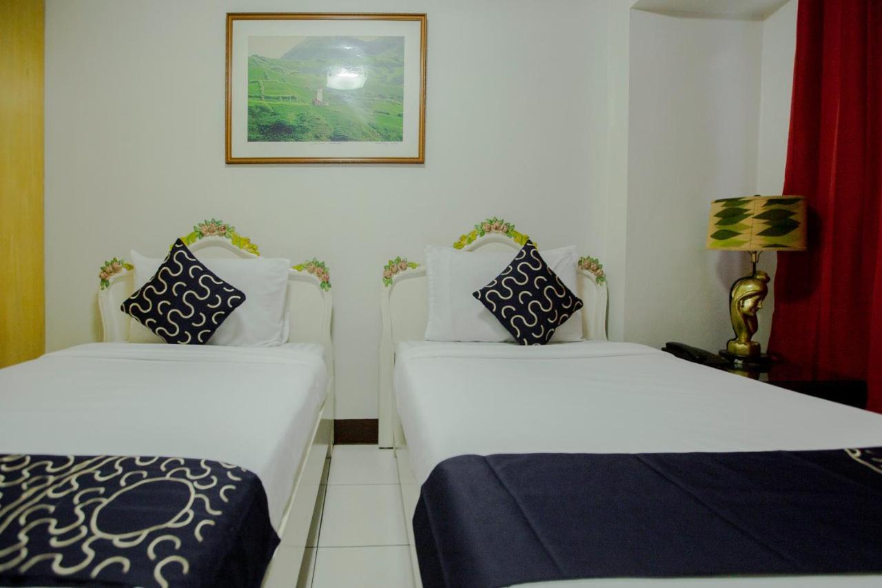 Newgrange Condotel Quezon City Εξωτερικό φωτογραφία