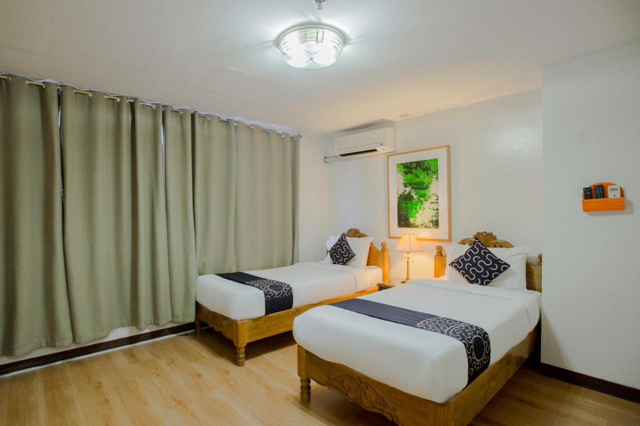 Newgrange Condotel Quezon City Εξωτερικό φωτογραφία