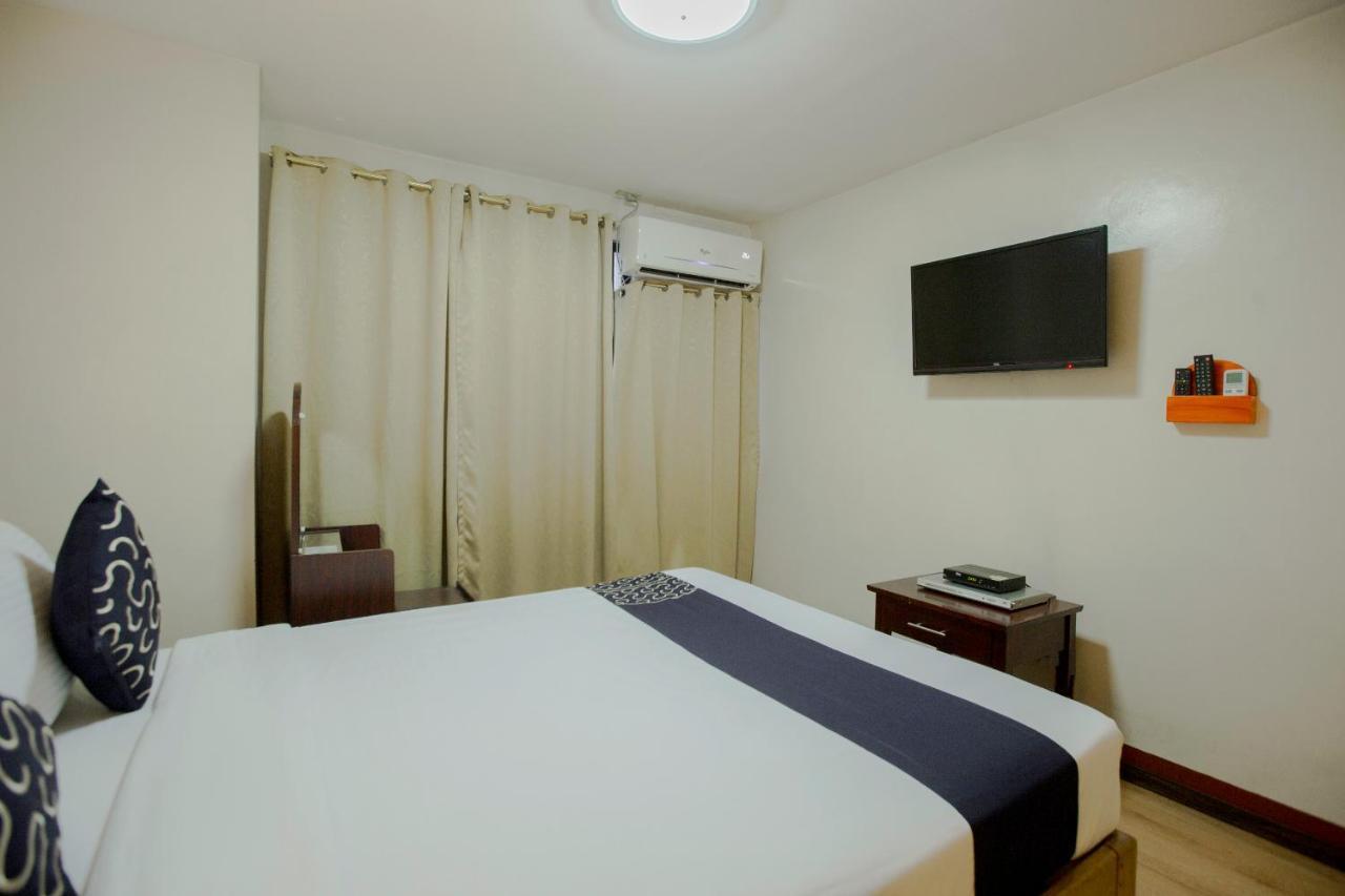 Newgrange Condotel Quezon City Εξωτερικό φωτογραφία
