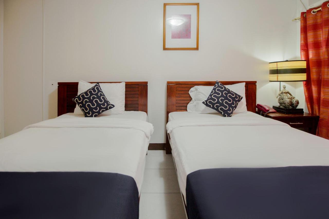 Newgrange Condotel Quezon City Εξωτερικό φωτογραφία