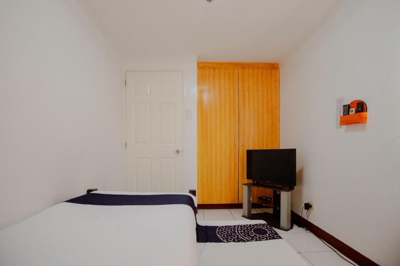 Newgrange Condotel Quezon City Εξωτερικό φωτογραφία